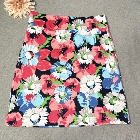 Talbots Pink & Blue Floral Pencil Skirt Cotton Stretch Size 8 - Picture 3 of 10